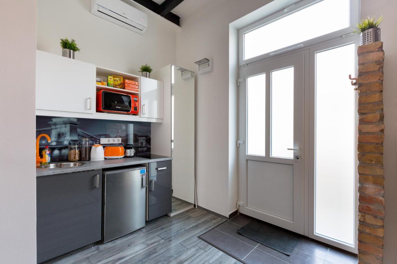 K10 A Kazinczy Apartment Budapest Kültér fotó