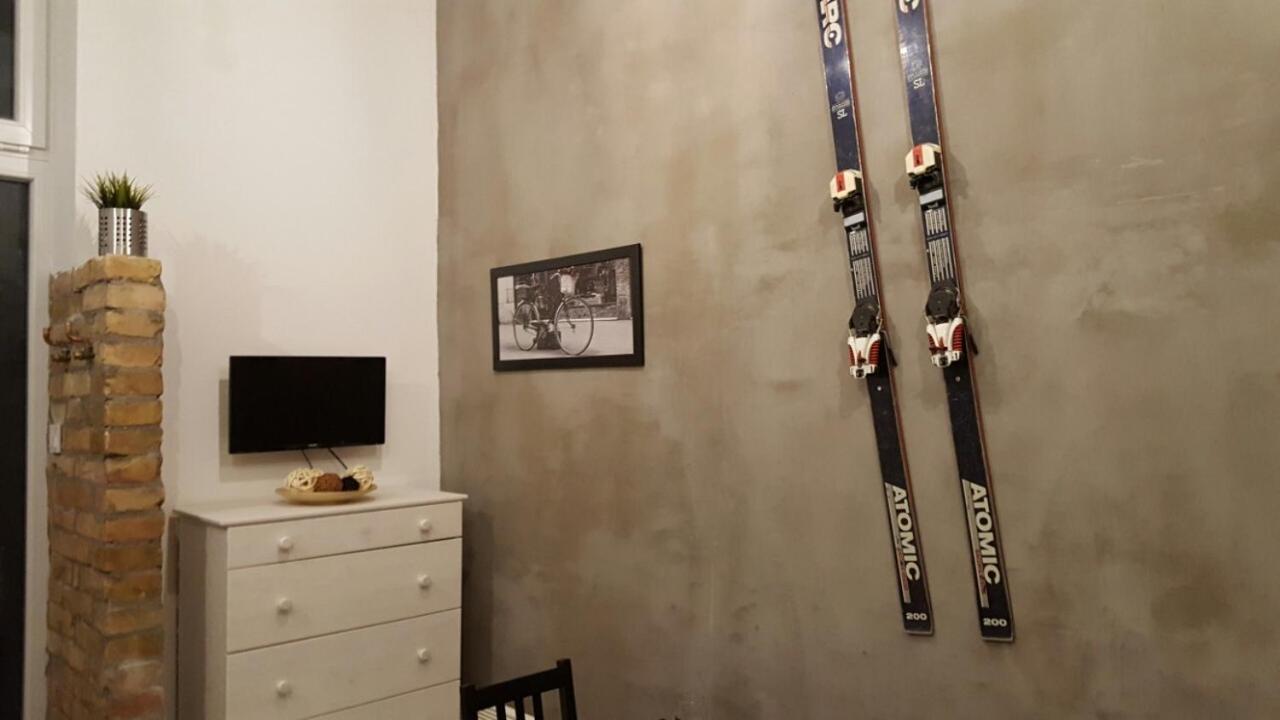 K10 A Kazinczy Apartment Budapest Kültér fotó