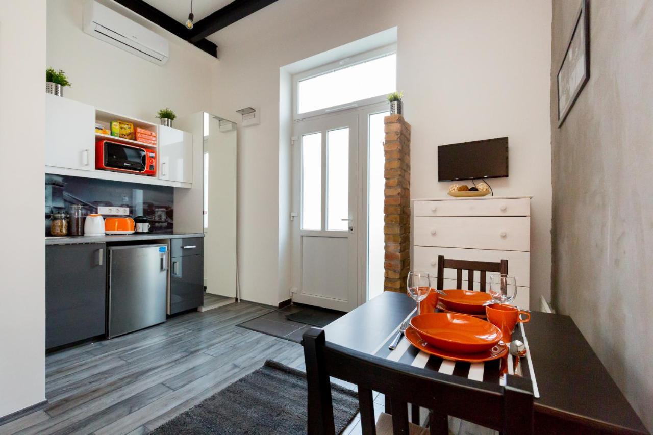 K10 A Kazinczy Apartment Budapest Kültér fotó